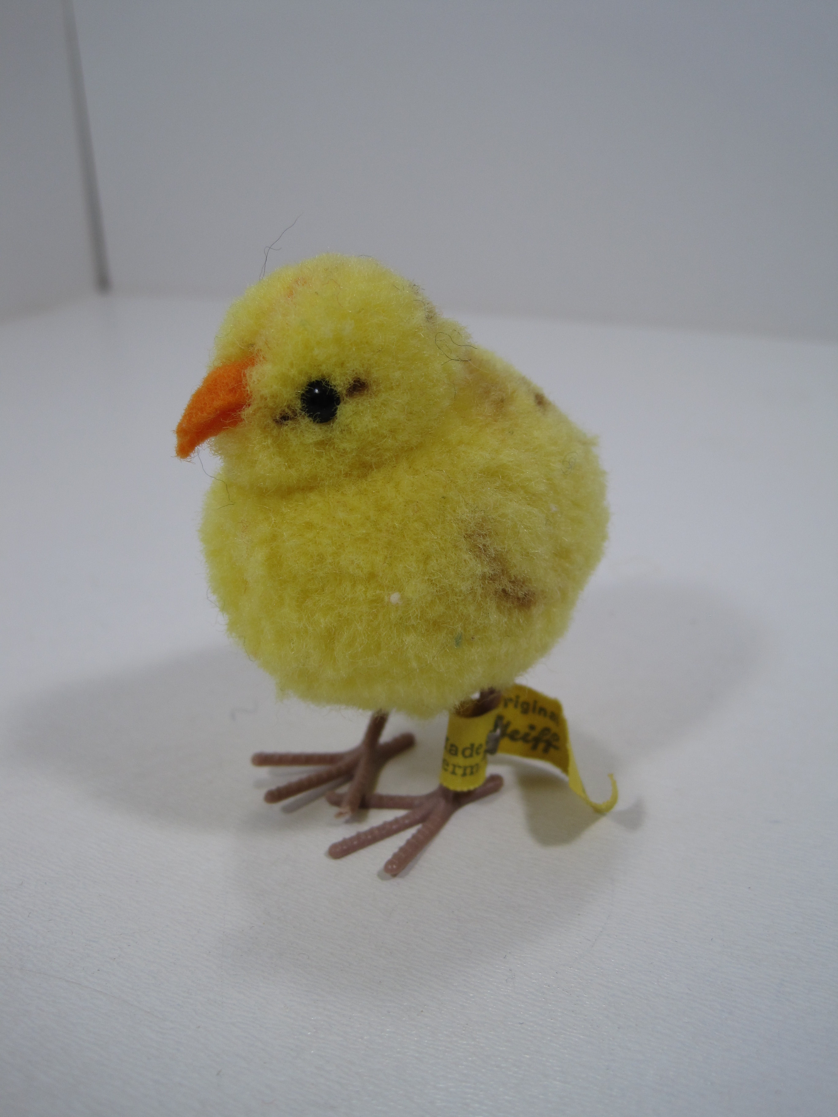 Details about   Steiff Yellow bird chick miniature wool with button & flag  Germany 2.25” CUTE! 
